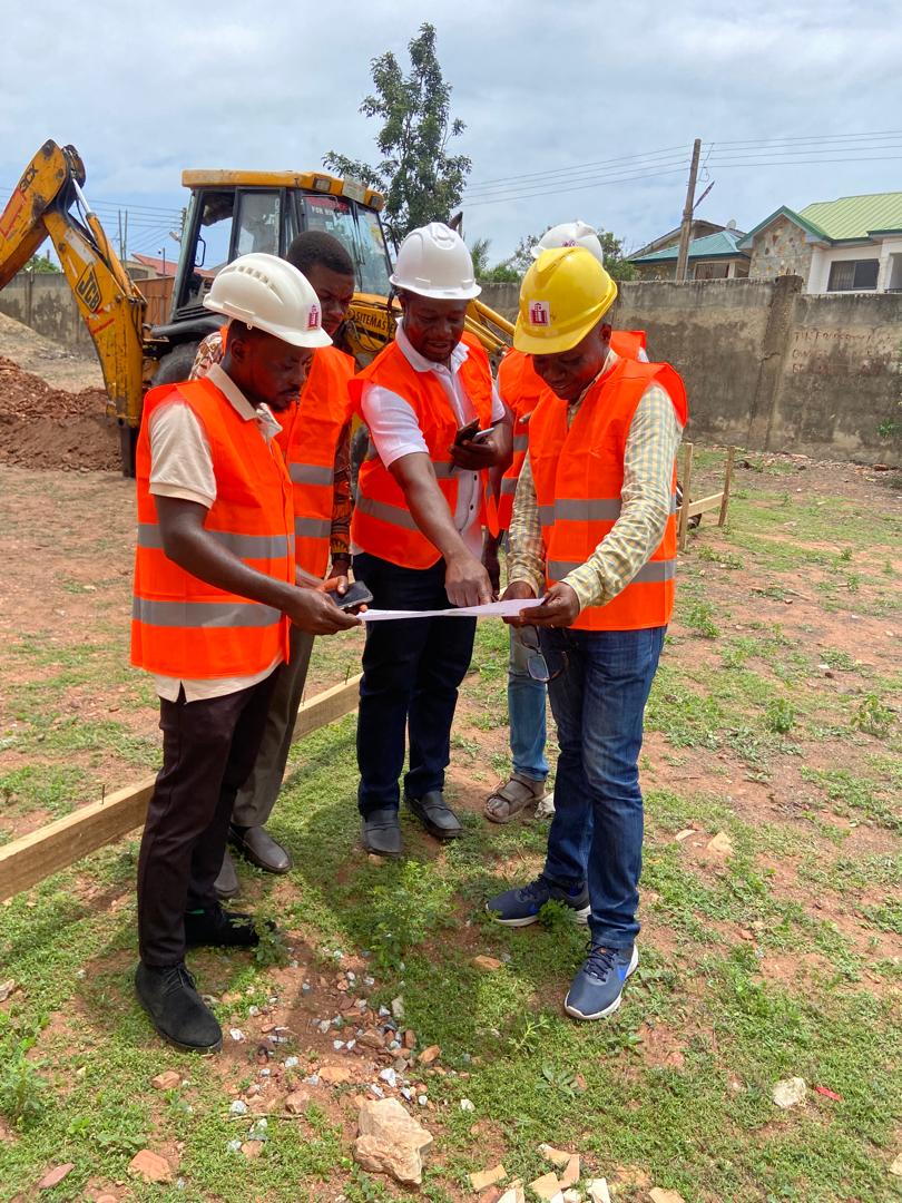 Cofletx team on site — professional inspection